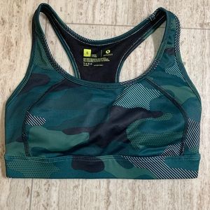 Xersion sports bra camo